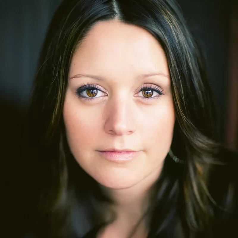 Hillary Lindsey