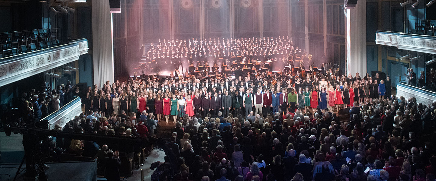 The entire School of Music performing Christmas at Belmont