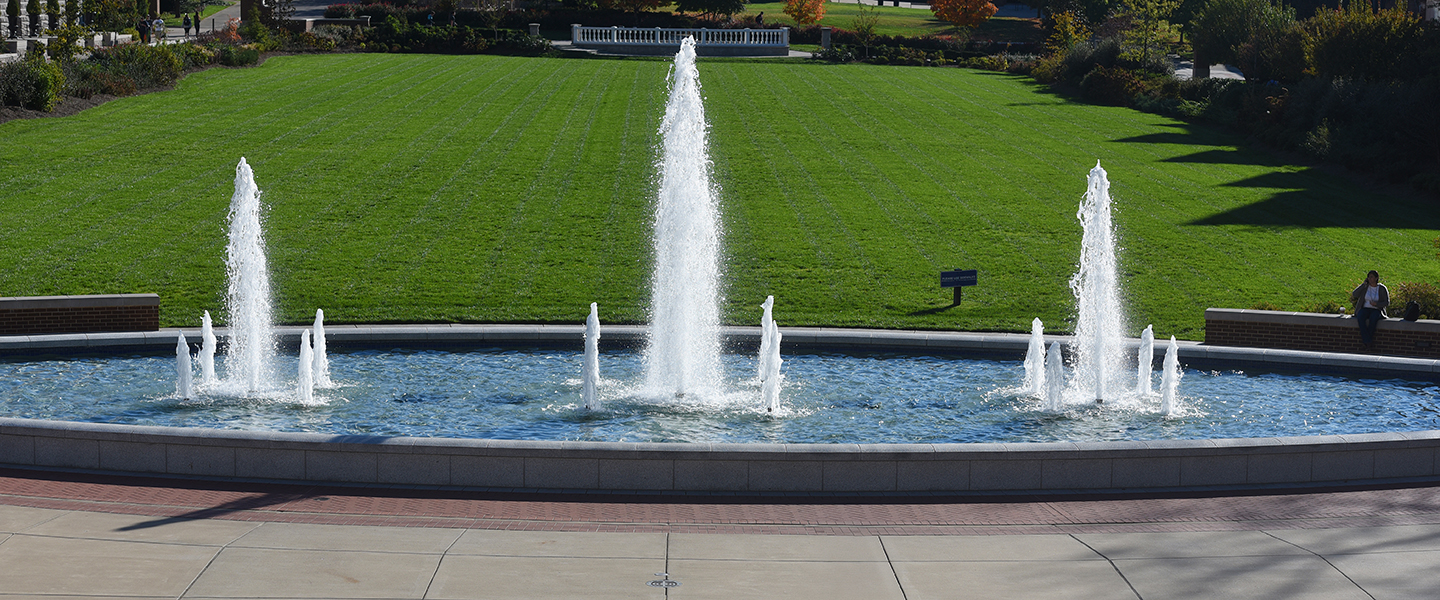 Sot of the Fountain running in Freedom Plaza on a sunny day