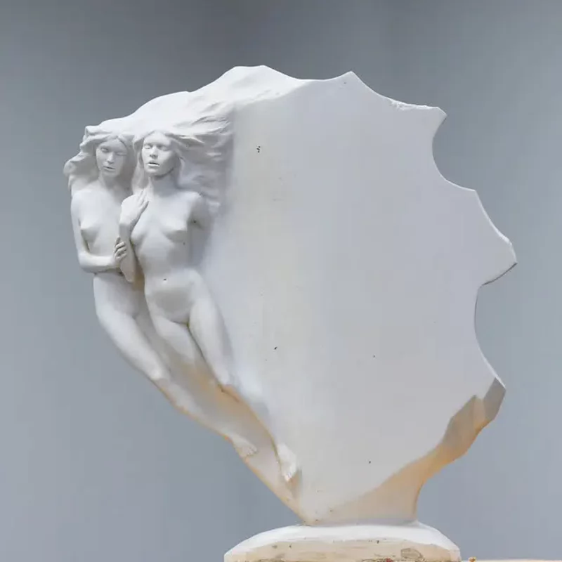 feature-statue.webp