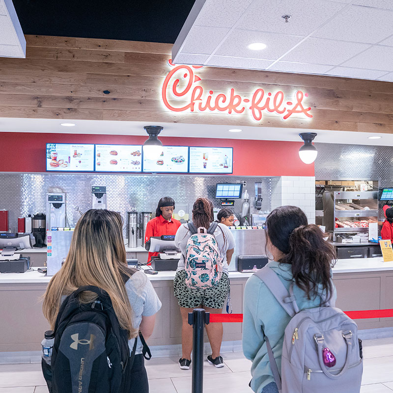 Students standing in a short line for Chick Fil A