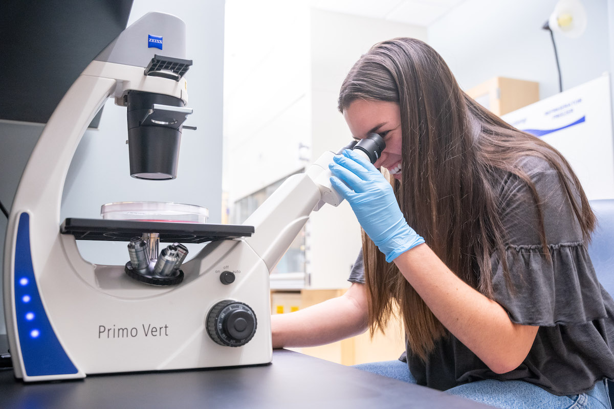 students in biochem lab