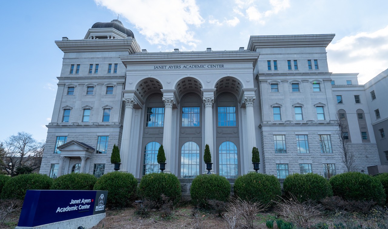 exterior of the Janet Ayers Academic Building