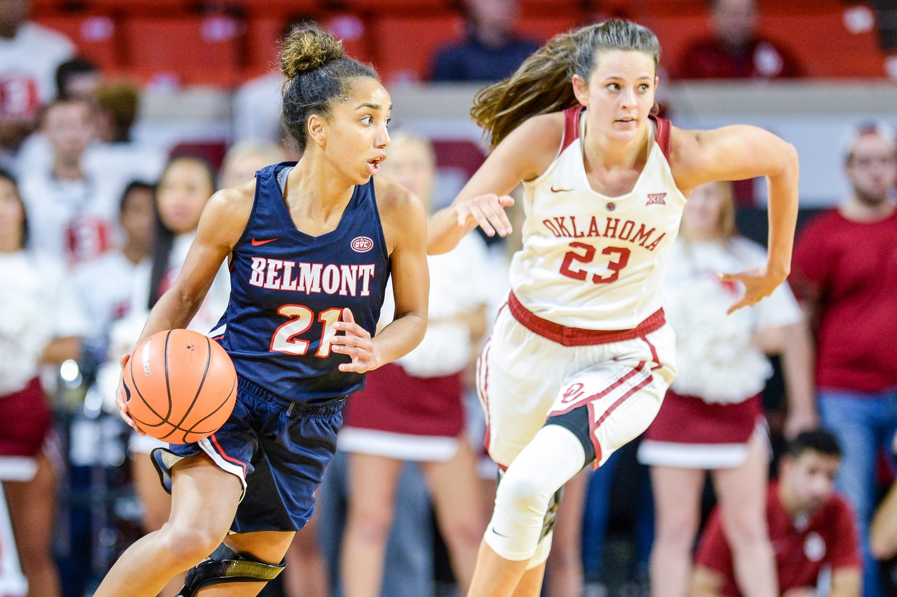 Lawson playing basketball at Belmont