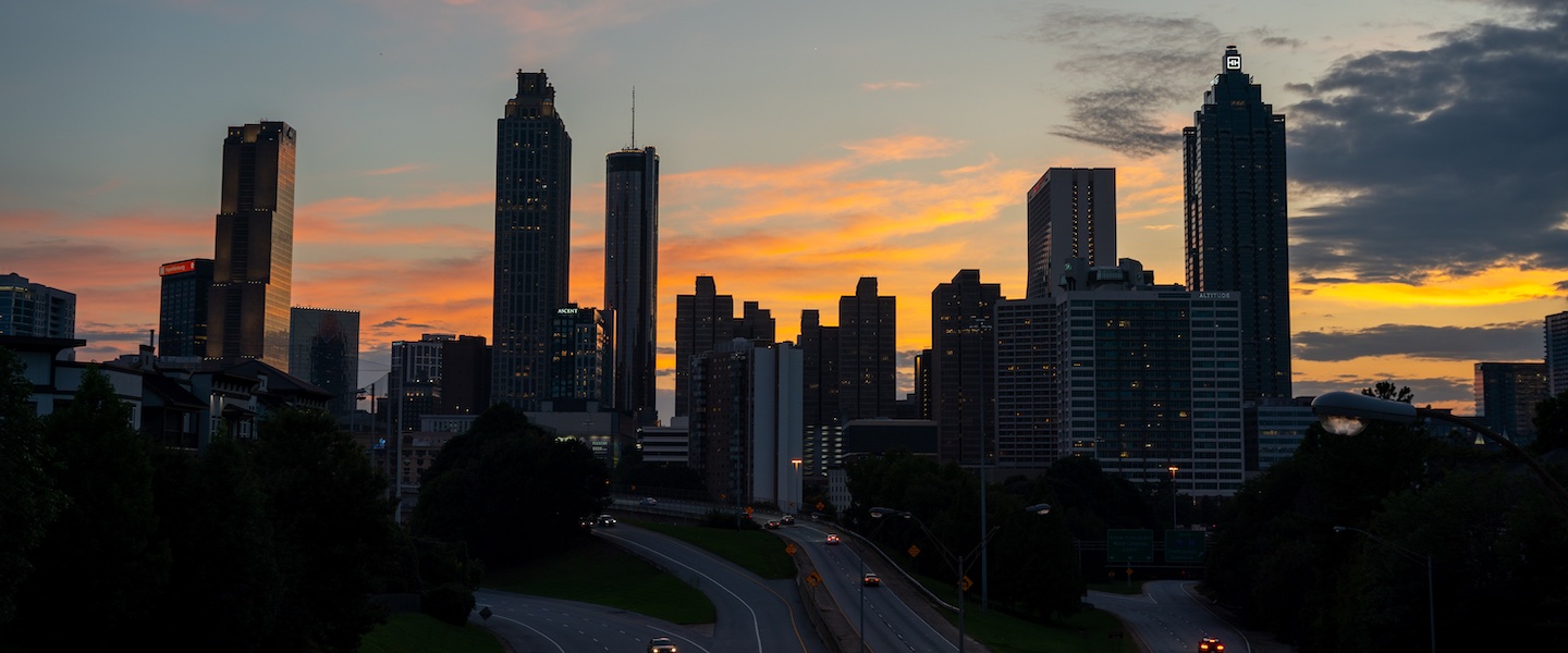 atlanta skyline at night