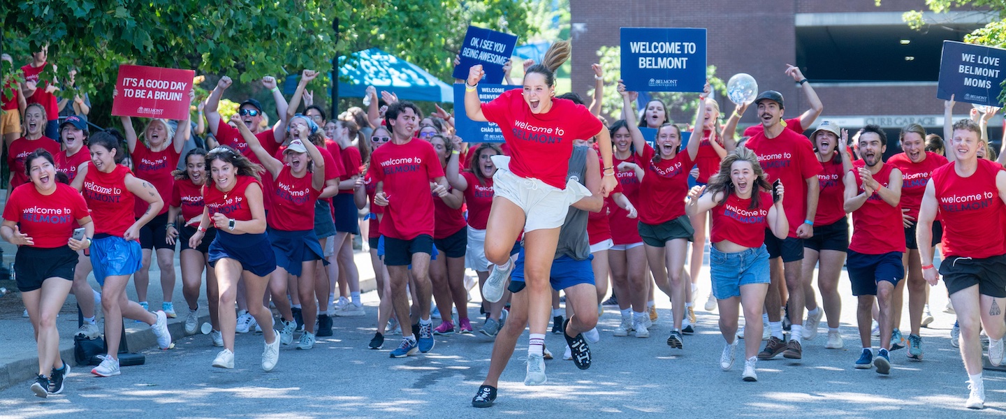 students during welcome week