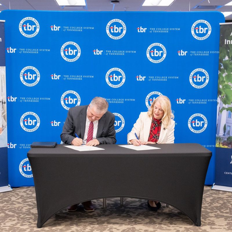 Dr. Greg Jones and Dr. Flora W. Tydings sign articulation agreement