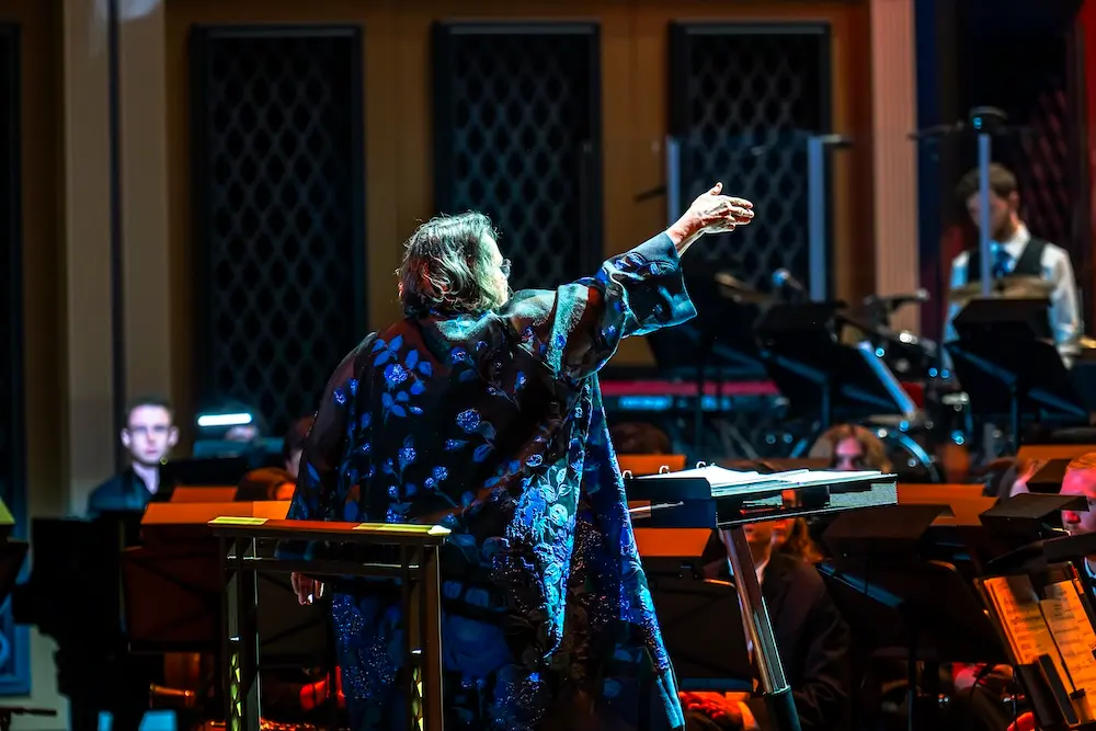 Jane Warren directing a performance