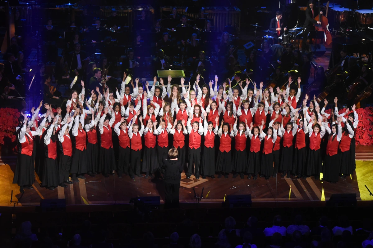 Children's Choir performs