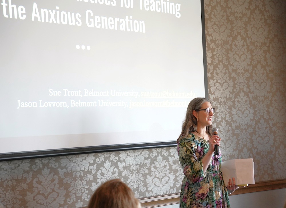 Dr. Jayme Yeo speaking at the lunch and learn